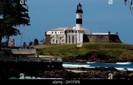 salvador, bahia / brésil - 25 septembre 2012 : vue sur le fort de Santo Antonio, communément connu sous le nom de Farol da Barra, dans la ville de Salvador. Banque D'Images