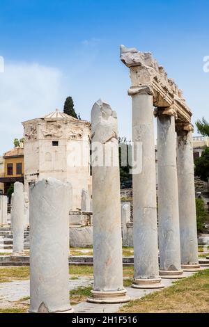 D'anciennes ruines de l'Agora romaine situé au nord de l'Acropole à Athènes Banque D'Images
