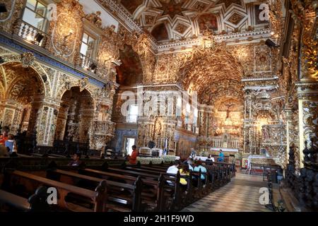 salvador, bahia / brésil - 23 mai 2015 : vue interne de l'église de San Francisco à Pelourinho, centre historique de Salvador. *** Légende locale *** Banque D'Images