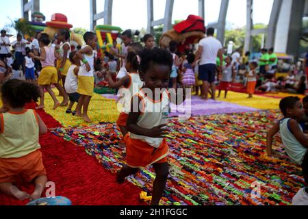 salvador, bahia / brésil - 8 octobre 2018: Les enfants des garderies de Bahia sont vus lors d'un événement à la fonte Nova Arena dans la ville de Salva Banque D'Images