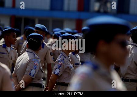 salvador, bahia/brésil - 24 juillet 2019 : les élèves du Collège de police militaire de Salvador sont vus pendant la formation dans la cour d'école. *** local C Banque D'Images