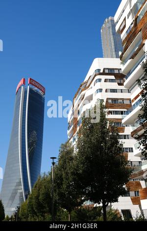 Citylife Milan, Lombardie, Italie. À propos de 10/2019. Complexe résidentiel de Milan CityLife et Generali tour. Palais conçue par Zaha Hadid et entouré Banque D'Images