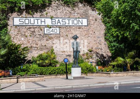 Gibraltar, Royaume-Uni - Mai 18, 2017 : Statue de l'amiral Nelson Haracio à Gibraltar, territoire britannique d'outre-mer. Banque D'Images