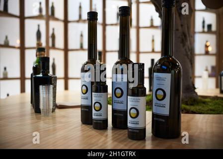 Madrid, Espagne.18 octobre 2021.34e salon gourmets.Huiles d'olive d'Espagne.IFEMA, Madrid, Espagne.Credit: EnriquePSans / Alamy Live News Banque D'Images