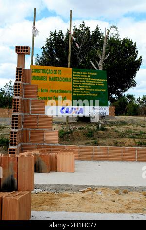 Itamaraju, bahia / brésil - 4 septembre 2008: Construction de maisons du programme brésilien de bonheur populaire dans la ville d'Itamaraju, dans la sout Banque D'Images