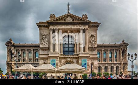 MONACO - AOÛT 13 : façade du Musée océanographique de Monaco, monument emblématique de la ville de Monaco, alias le Rocher, tel qu'il a été vu le 13 août 201 Banque D'Images