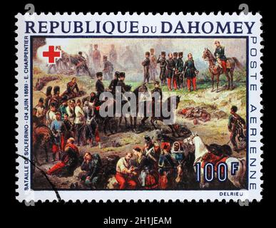 Timbres en Dahomey montre bataille de Solferino, par Charpentier, Red Cross, vers 1968. Banque D'Images