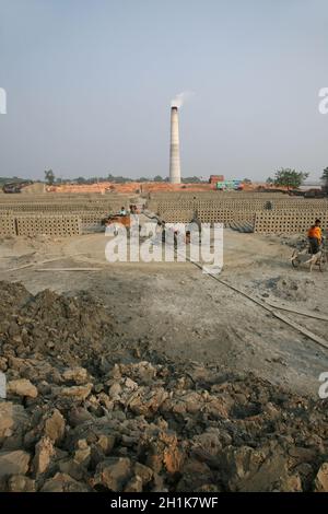 Brickfield en Sarberia, Bengale-Occidental, Inde Banque D'Images