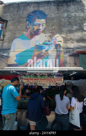 Georgetown, Penang/Malaysia - Fév 27 2020: Cendol art mural et stalle à Penang Road. Banque D'Images