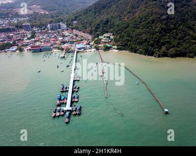 Teluk Bahang, Penang/Malaisie - 08 2020 mars : jetée des pêcheurs à Teluk Bahang. Banque D'Images