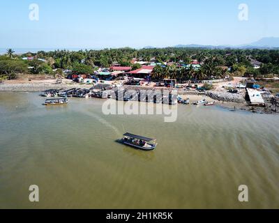 Sortie bateau de pêche pasar bisik-bisik. Banque D'Images