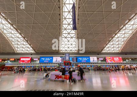 Chengdu, Chine - 21 septembre 2019 : terminal 2 de l'aéroport Chengdu Shuangliu en Chine. Banque D'Images