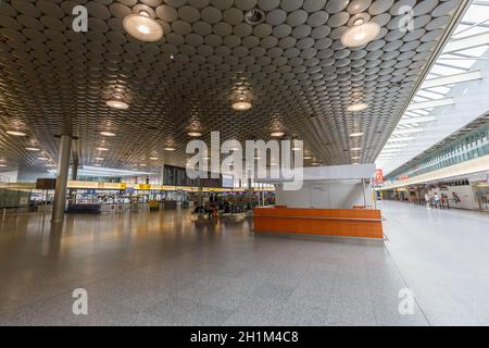 Hanovre, Allemagne - 9 août 2020 : terminal C de l'aéroport de Hanovre en Allemagne. Banque D'Images