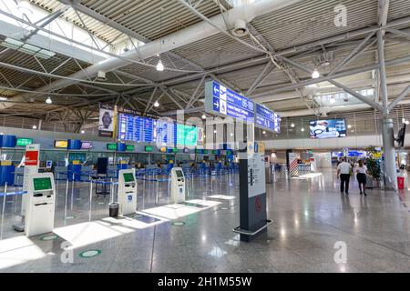 Athènes, Grèce - 23 septembre 2020 : aérogare de l'aéroport d'Athènes en Grèce. Banque D'Images