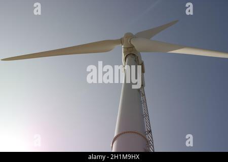 Centrale éolienne à Shoreham Harbour, West Sussex, Angleterre Banque D'Images