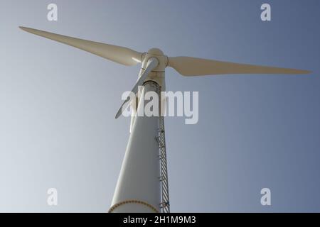 Centrale éolienne à Shoreham Harbour, West Sussex, Angleterre Banque D'Images