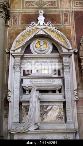 Tombe de Leonardo Bruni humaniste italien, historien et homme d1370 - 1444, par Bernardo Rossellino, monument funéraire, la Basilique de Santa Croce (Basilic Banque D'Images