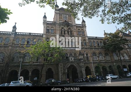 L'époque coloniale Elphinstone College à Mahatma Gandhi Road, Kala Ghoda, fort, Mumbai, Inde Banque D'Images