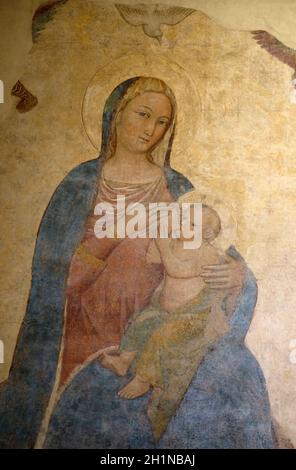 Madonna nourrir l'enfant, par Pietro Nelli, Basilica di Santa Croce (Basilique de la Sainte Croix) à Florence, Italie Banque D'Images