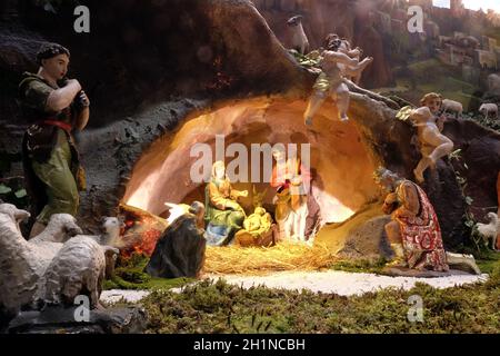 Scène de la Nativité, crèche de Noël dans la cathédrale de Zagreb Banque D'Images