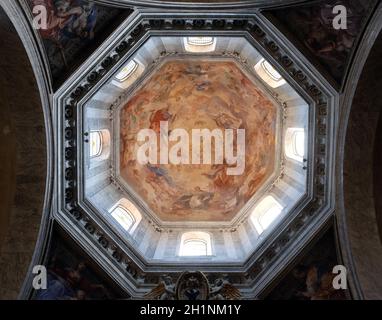 La fresque La Vierge en gloire par Raffaele Vanni dans la coupole de l'église de Santa Maria del Popolo, Rome, Italie Banque D'Images