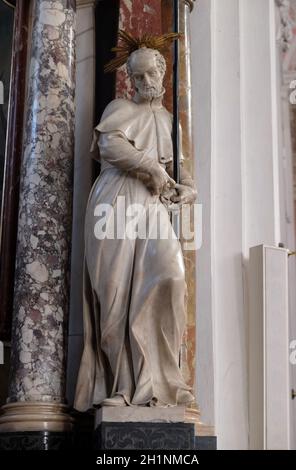 Saint François Regis, statue sur l'autel de Saint Ignace de Loyola dans l'église Sainte Catherine d'Alexandrie à Zagreb, Croatie Banque D'Images