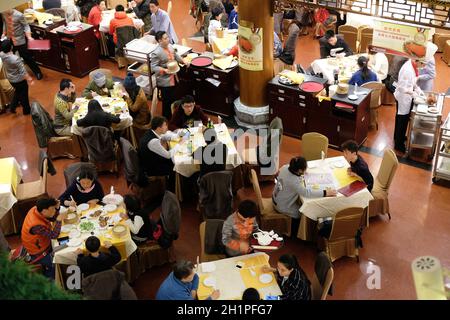 Le bâtiment d'origine du restaurant Quanjude dans la rue Qianmen à Beijing, en Chine Banque D'Images