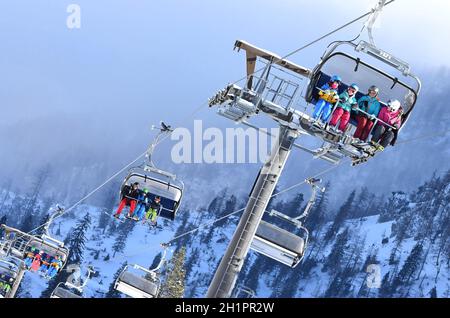 Sports d'hiver à Österreich, Schigebiet Kasberg (Grünau, Almtal, Salzkammergut, Bezirk Gmunden,Oberösterreich, Österreich) - Sports d'hiver en Autriche, Banque D'Images