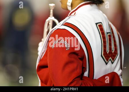 Madison, WI, États-Unis.16 octobre 2021.Wisconsin Badgers Marching Band pendant le match de football NCAA entre les Black Knights de l'Armée et les Wisconsin Badgers au Camp Randall Stadium à Madison, WISCONSIN.Darren Lee/CSM/Alamy Live News Banque D'Images