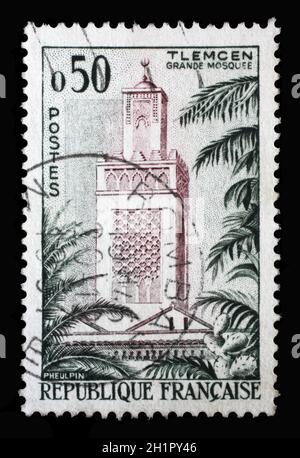 Le timbre imprimé en France montre la Mosquée Tlemcen (Algérie), série touristique, vers 1960 Banque D'Images