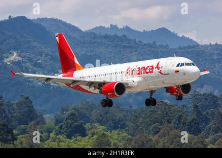 Medellin, Colombie - 26 janvier 2019 : avion Airbus A320 d'Avianca à l'aéroport de Medellin Rionegra (MDE) en Colombie. Airbus est un manu d'avion européen Banque D'Images