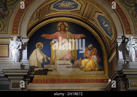 Saint François Xavier présentant à Jésus-christ les gens qu'il a convertis, l'église Saint François Xavier à Paris, France Banque D'Images