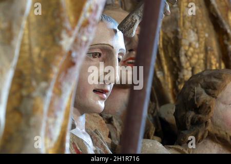 Les âmes dans les statues de purgatoire sur l'autel de la Sainte Croix dans l'église notre-Dame de Jérusalem à Trski Vrh à Krapina, Croatie Banque D'Images