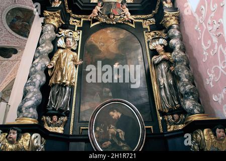 Autel de Saint François Borgia dans l'église Sainte Catherine d'Alexandrie à Zagreb, Croatie Banque D'Images