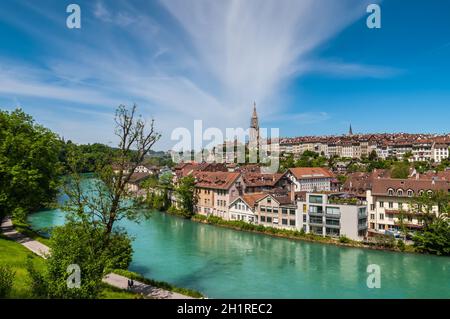 Berne, Suisse - 26 mai 2016 : vue panoramique sur la magnifique vieille ville de Berne, capitale de la Suisse. Banque D'Images