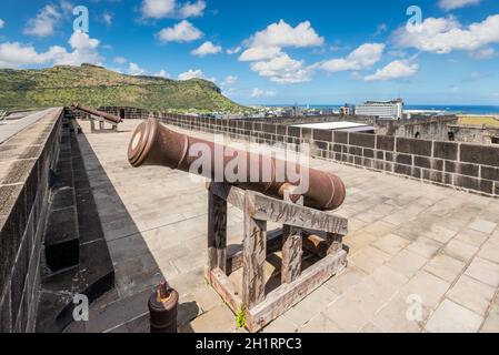 Port Louis, Maurice - le 25 décembre 2015 : Fort Adelaide surplombant la ville de Port Louis, capitale de Maurice. La forteresse date de la Banque D'Images