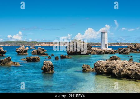 Ramena, Madagascar - Le 20 décembre 2015 : Vue de la mine Cap phare, également connu sous le nom de Cap Andranomody phare, près de ramena village au nord de Banque D'Images