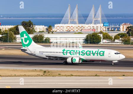 Lisbonne, Portugal - 24 septembre 2021 : avion Boeing 737-800 Transavia à l'aéroport de Lisbonne (LIS) au Portugal. Banque D'Images