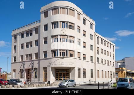 Trieste, Italie. 3 mai 2021. Vue extérieure du bâtiment du théâtre Miela. Banque D'Images