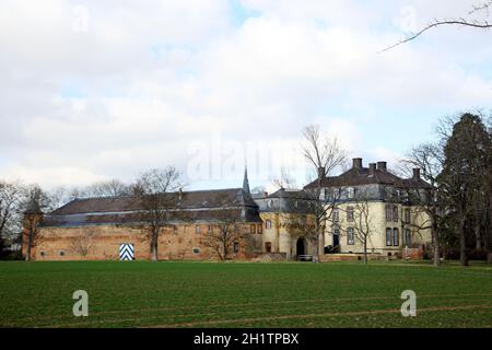 Grosse Burg Kleinbüllesheim, Wasserburg aus dem 18. Jahrhundert, Euskirchen, Nordrhein-Westfalen, Allemagne Banque D'Images