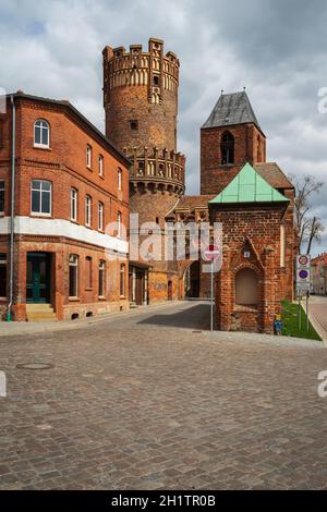 Nouvelle porte d'entrée de la ville (Neustaedter Tor). La ville historique de Tangermuende. Etat de Saxe-Anhalt. Allemagne. Banque D'Images