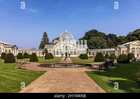 Le Grand Conservatoire dans les jardins de Syon House, construit par Charles Fowler en 1826, Syon Park, West London, Angleterre, Royaume-Uni Banque D'Images