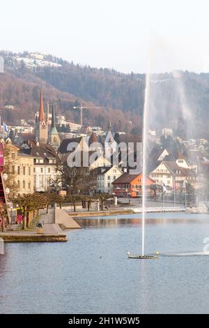 Le célèbre lac de Zug en Suisse Banque D'Images