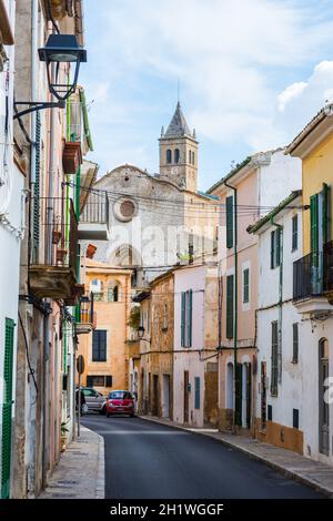 Un village typique alley à Majorque, Soller Banque D'Images