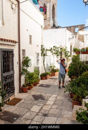 Polignano a Mare, Italie - le 17 septembre 2019 : Le charmant et romantique de la vieille ville historique de Polignano a Mare, Pouilles, Italie Banque D'Images