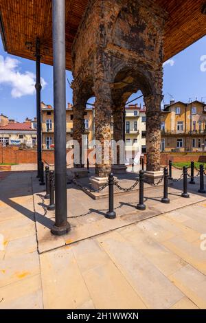 Tarnow, Pologne - 24 juillet 2021 : Synagogue Bima, plate-forme surélevée où la Torah est lue et où les prières sont conduites.C'est le seul élément conservé Banque D'Images