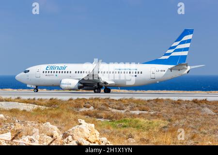 Héraklion, Grèce - 17 septembre 2018 : avion Boeing 737-300 d'Ellinair à l'aéroport d'Héraklion (HER) en Grèce. Banque D'Images