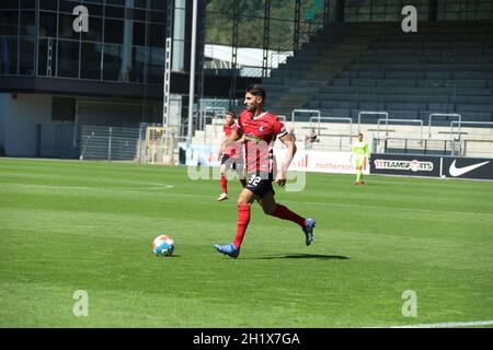 Vincenzo Grifo (SC Freiburg) mit ball, beim Fußball-Testspiel: SC Freiburg - FC Zurich LES RÈGLEMENTS INTERDISENT TOUTE UTILISATION DE PHOTOGRAPHIES COMME SÉQUENCES D'IMAGES Banque D'Images