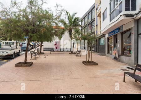 BAJAMAR, ÎLES CANARIES, TÉNÉRIFE - 06 JUILLET 2021 : petite ville touristique dans le nord de Ténérife, sur la côte atlantique. Banque D'Images