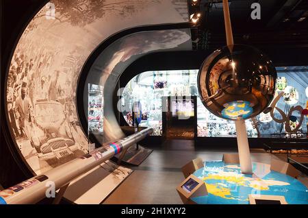 FRANCE. HAUTE-MARNE (52). COLOMBEY-LES-DEUX-LUNETTES. LE MÉMORIAL CHARLES DE GAULLE IMAGINÉ PAR JACQUES MILLET ET JEAN-COME CHILOU, L'ARCHIT FRANÇAIS Banque D'Images